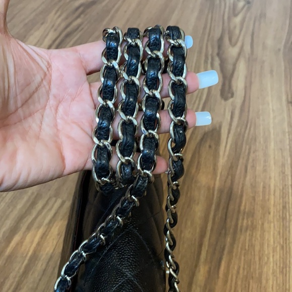 A115- 💯 % authentic Chanel classic jumbo double-flap - Picture 11 of 17